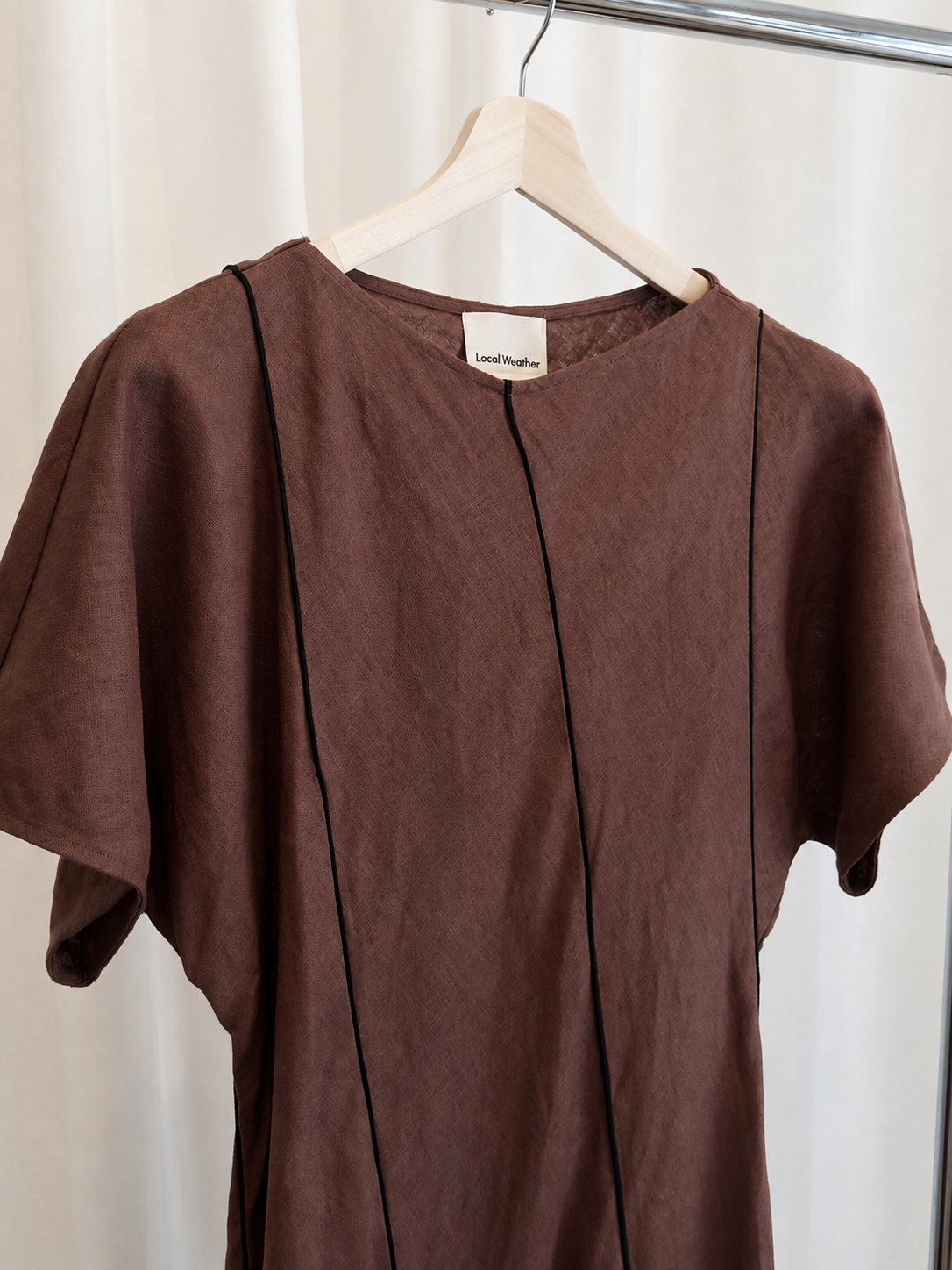 Vestido Midi de Lino con ribetes en negro