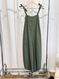 Mono con tirantes anudados en verde caqui